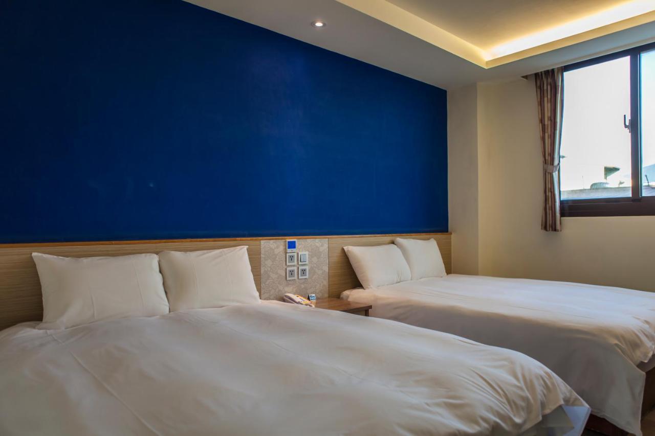 פולי Yadi Hotel מראה חיצוני תמונה